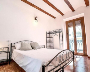 Apartamento con Terraza cerca de la Estación del Nord